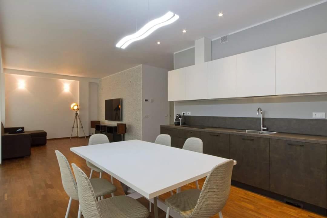 Central STEMA Luxury Misano Adriatico Extérieur photo