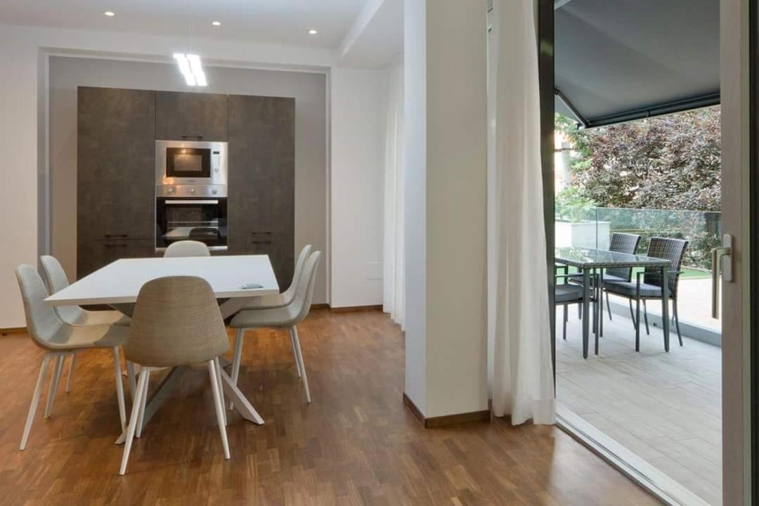 Central STEMA Luxury Misano Adriatico Extérieur photo